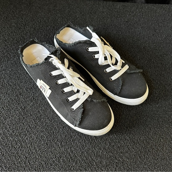 Canvas Slip On Sneakers - Picture 7 of 11